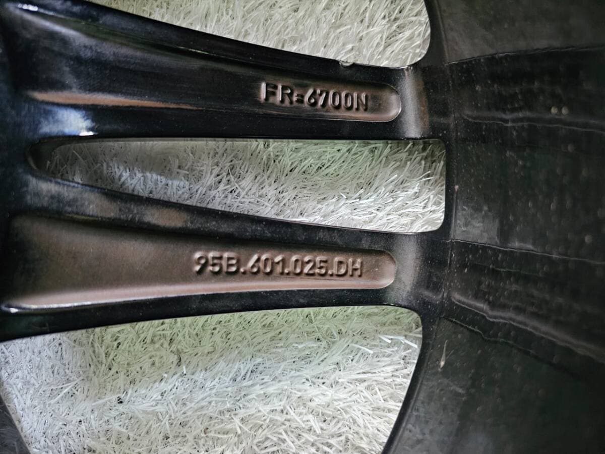 Porsche 20" Wheels for Porsche Macan | 5x112 | OEM | Dubai UAE detail 8