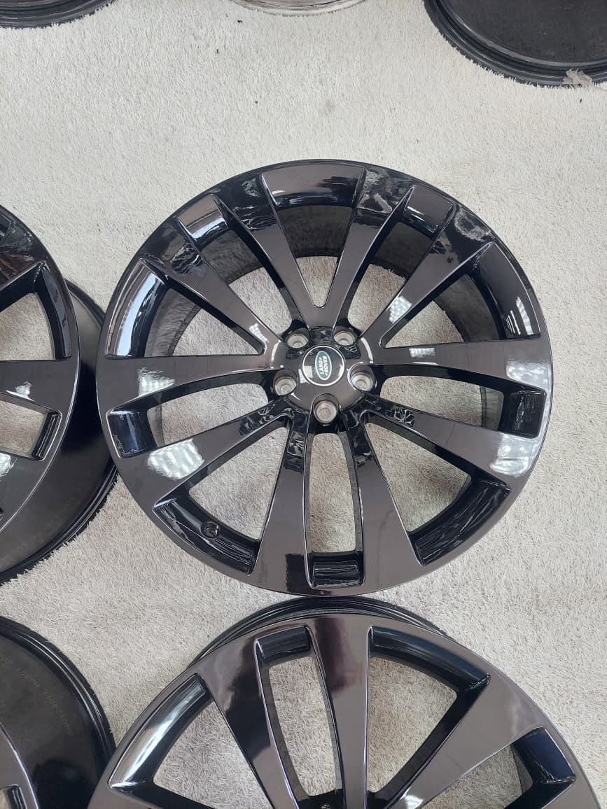 Range Rover 23" Wheels for Range Rover | 5x120 | OEM | Dubai UAE detail 5
