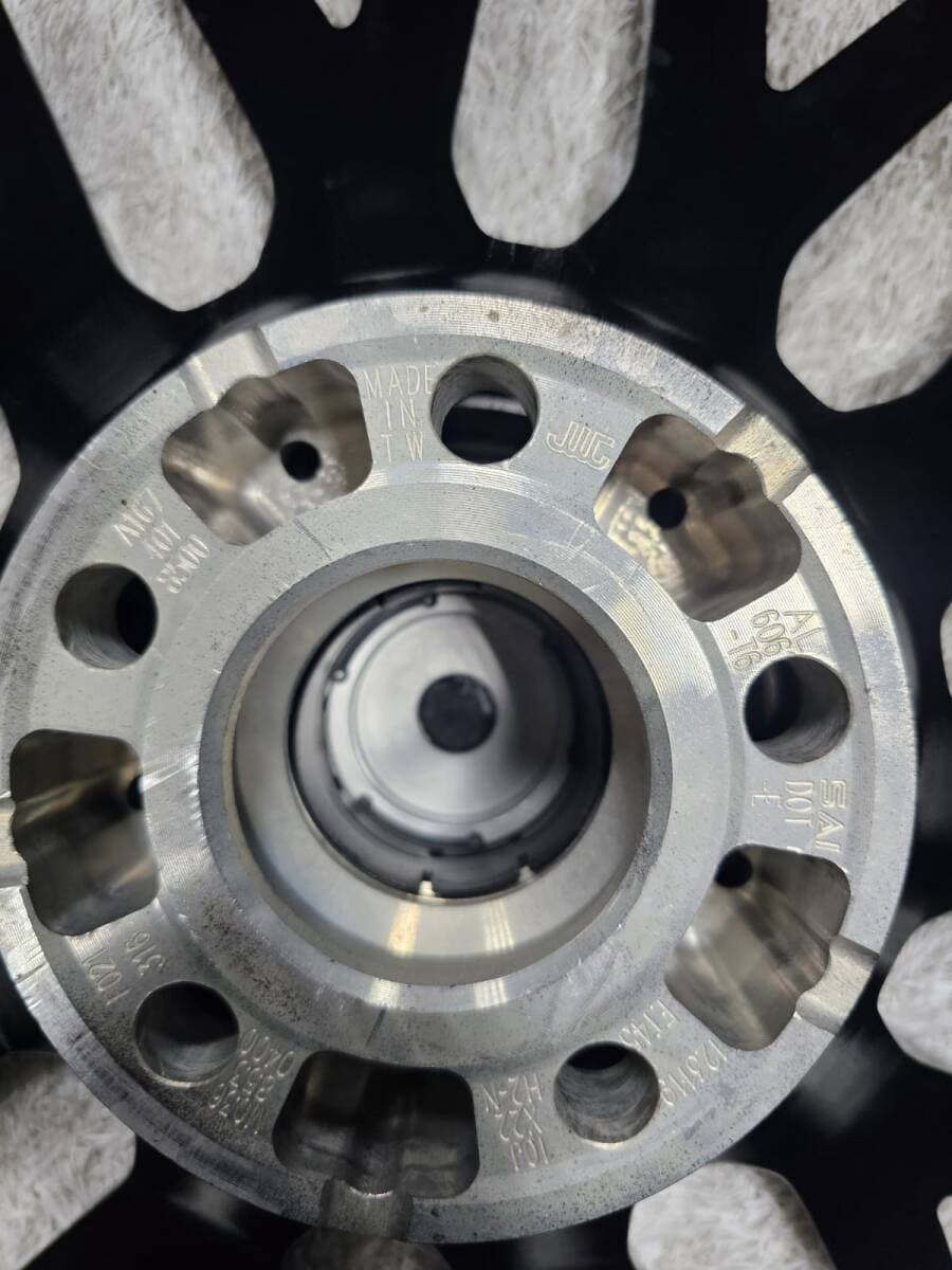 Mercedes Benz AMG 22" Wheels for Mercedes AMG GLS63 W167 | 5x112 | OEM | Dubai UAE detail 2