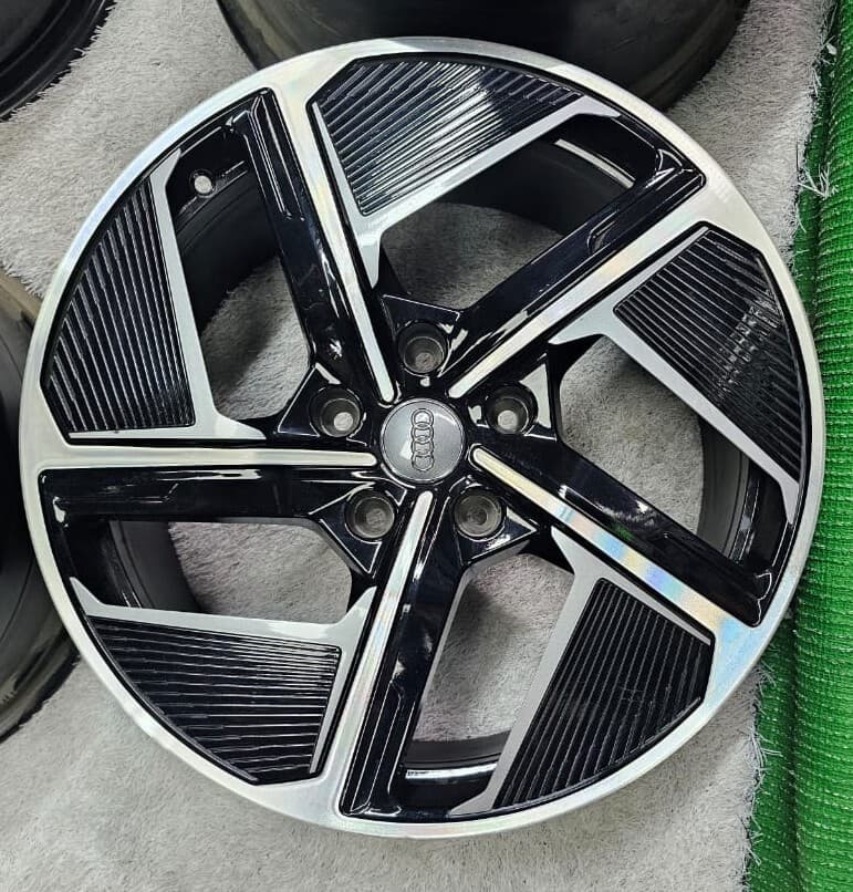 Audi 20" Wheels for Audi e-tron GT | 5x130 | OEM | Dubai UAE detail 9