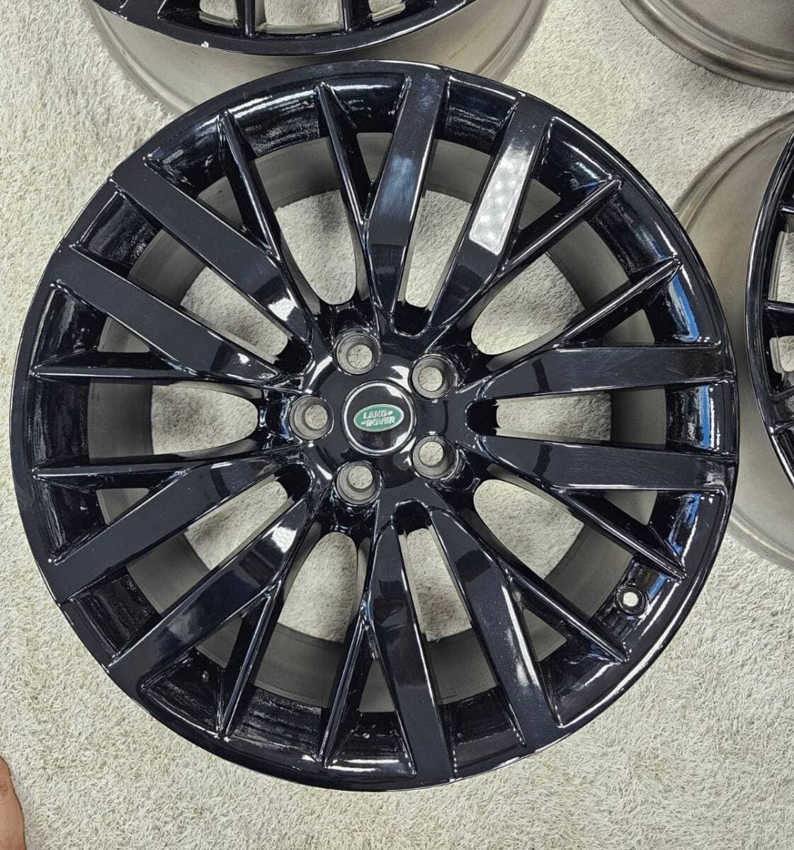 Land Rover 22" Wheels for Range Rover Sport SVR | 5x120 | OEM | Dubai UAE detail 6
