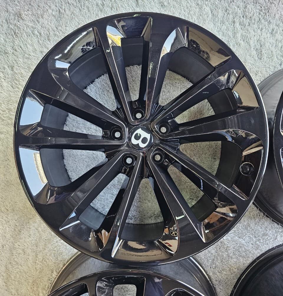 Bentley 21" Wheels for Bentley Bentayga | 5x130 | OEM | Dubai UAE detail 8