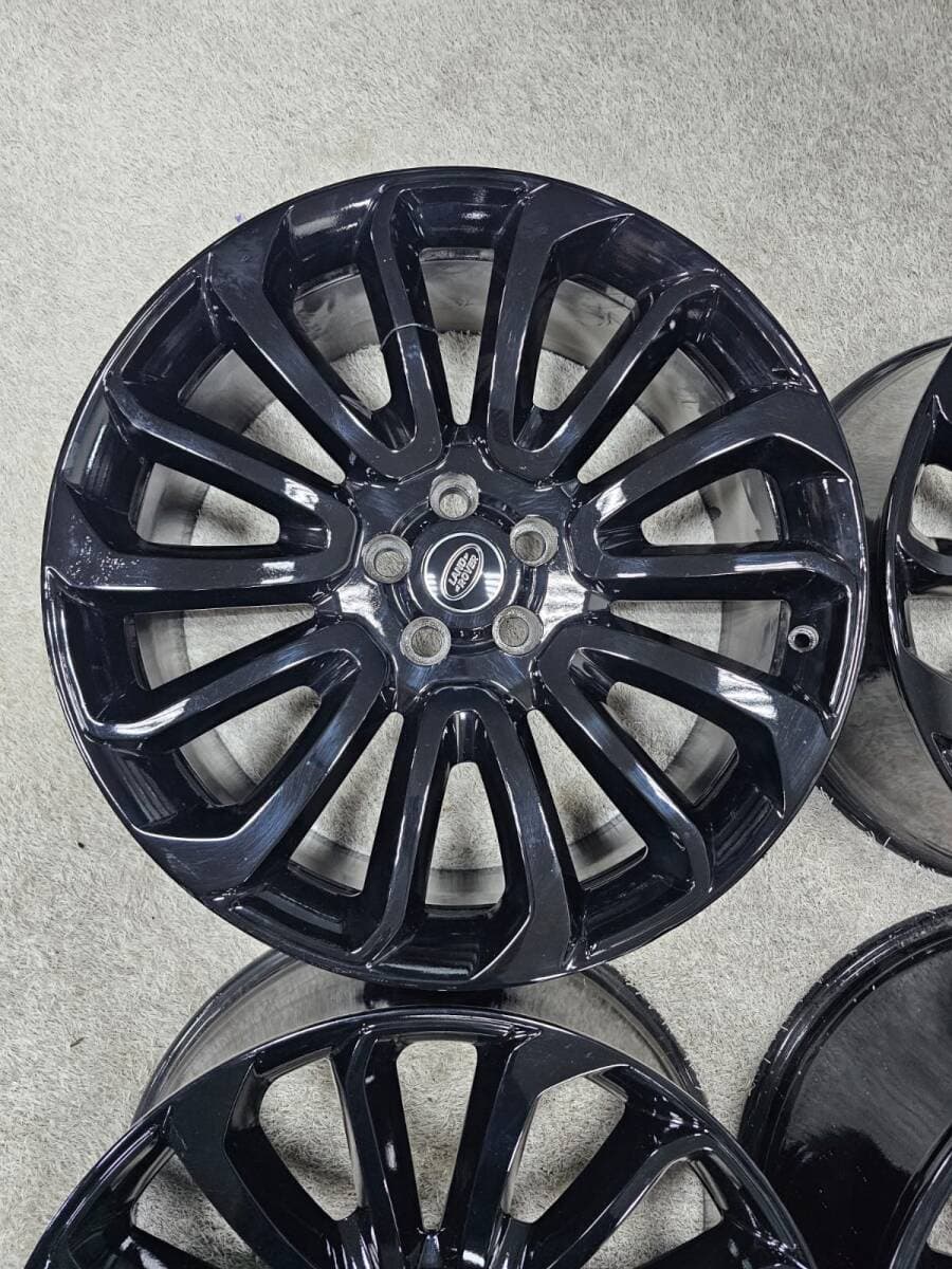 Land Rover 22" Wheels for Range Rover Sport | 5x120 | OEM | Dubai UAE detail 5