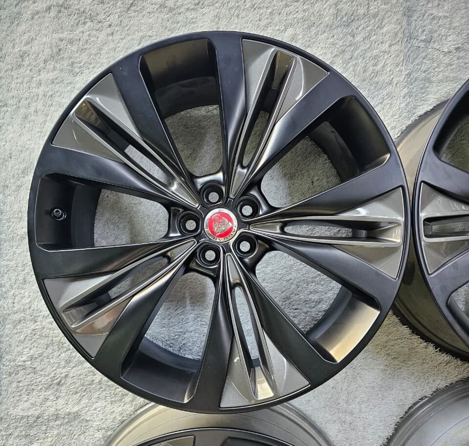 Jaguar 22" Wheels for Jaguar F-Pace | 5x108 | OEM | Dubai UAE detail 4