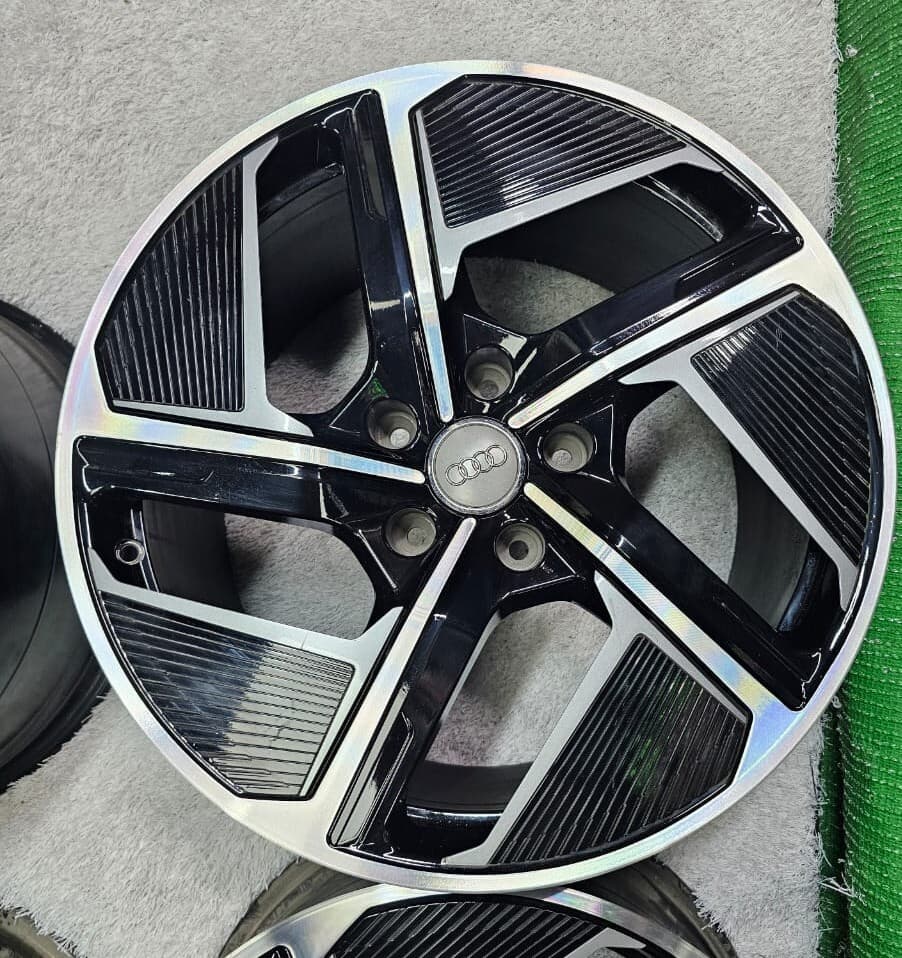 Audi 20" Wheels for Audi e-tron GT | 5x130 | OEM | Dubai UAE detail 7