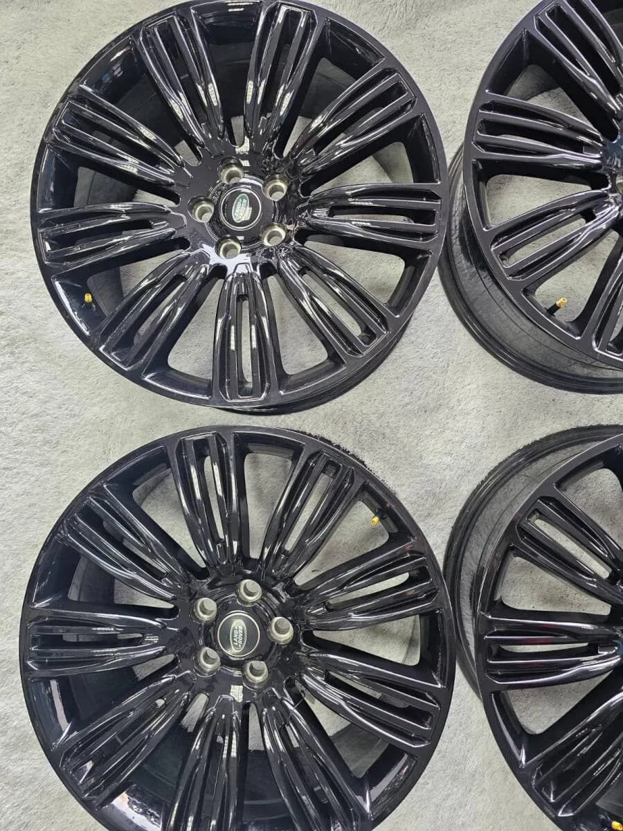 Land Rover 22" Wheels for Range Rover Vogue Sport | 5x120 | OEM | Dubai UAE detail 15