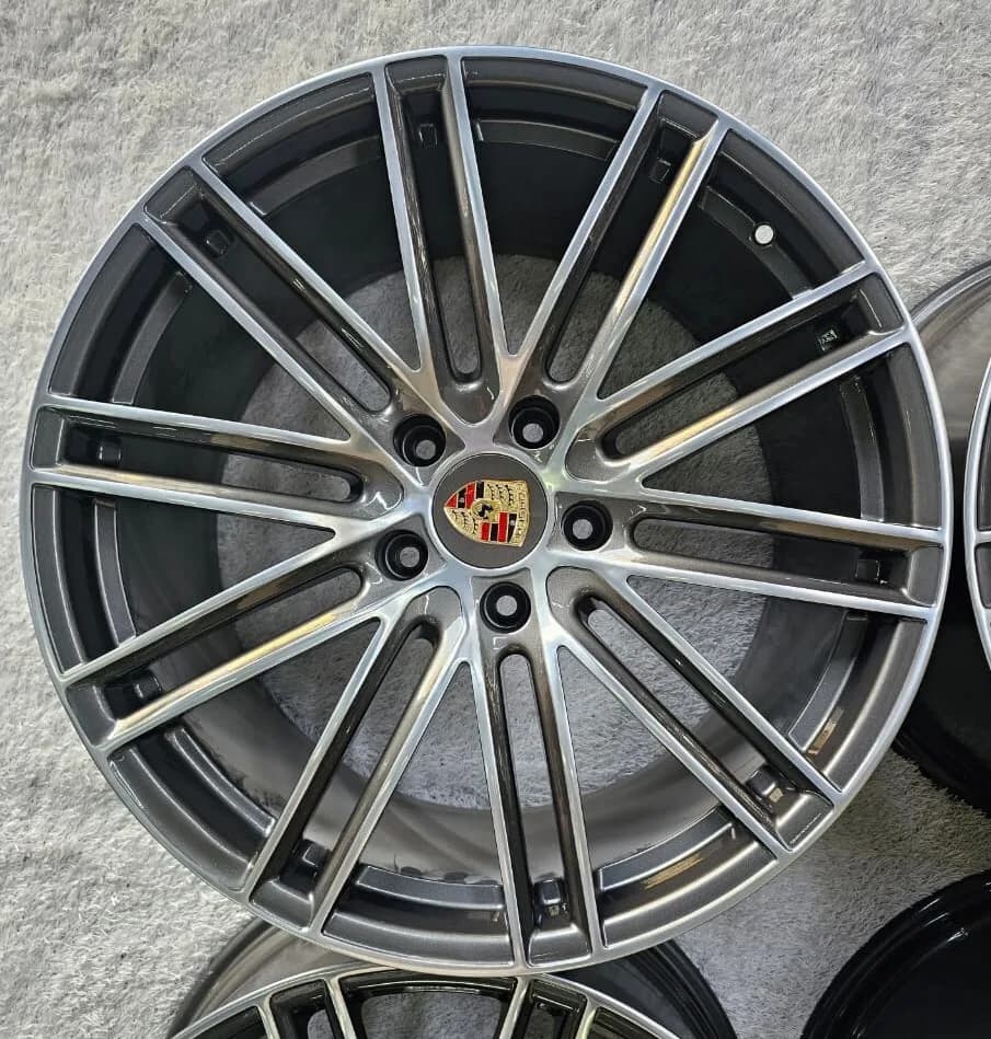 Porsche 21" Wheels for Porsche Panamera 971 | 5x130 | OEM | Dubai UAE detail 4