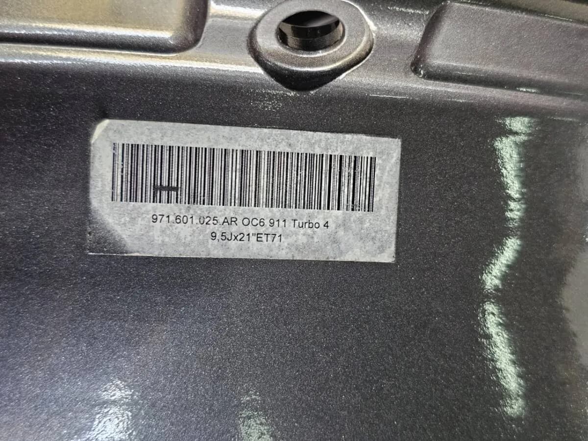Porsche 21" Wheels for Porsche Panamera 971 | 5x130 | OEM | Dubai UAE detail 9